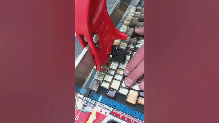Masterpiuma P5 small glass mosaic cut